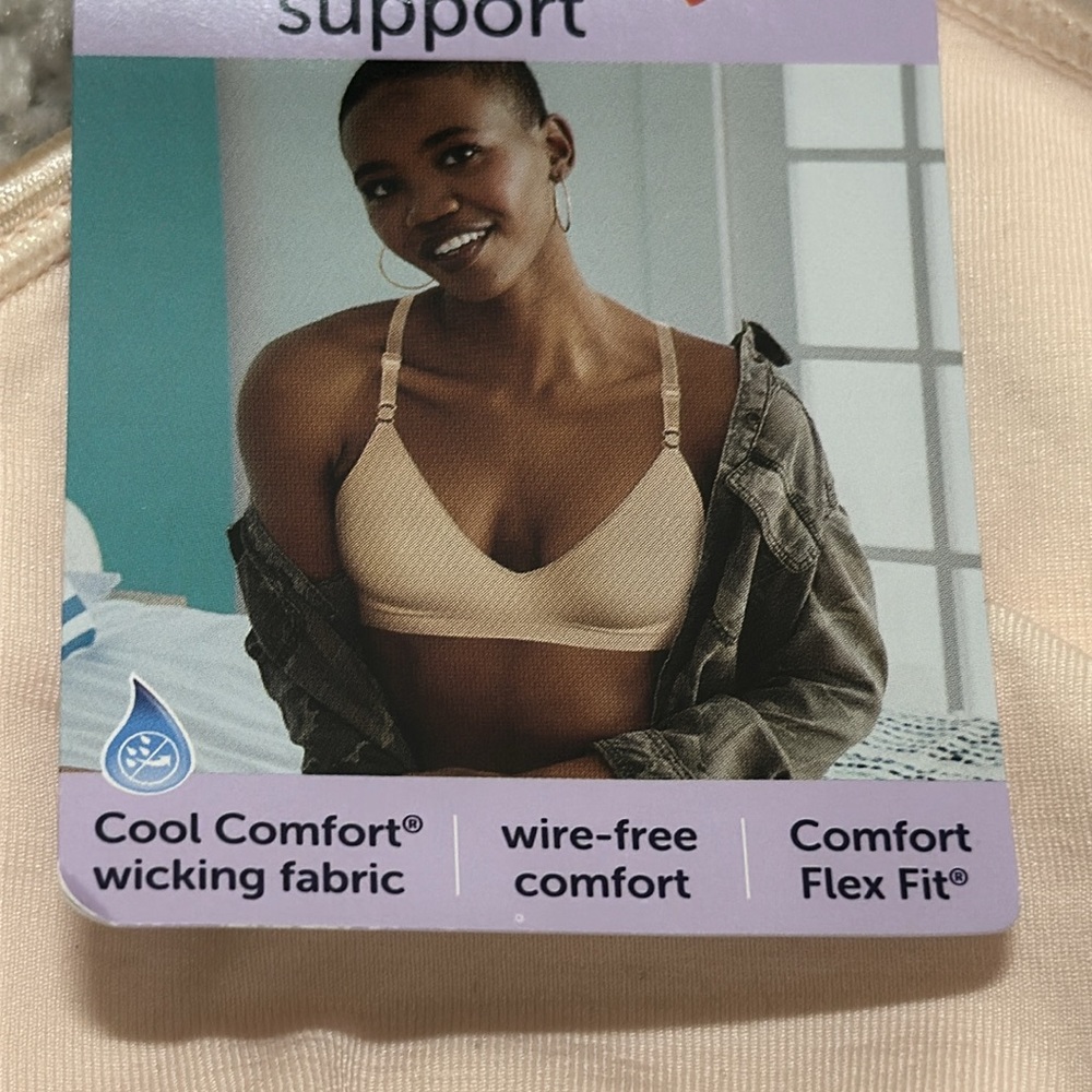 HANES WOMEN Comfy Support ComfortFlex Fit Wirefree Bra - Picture 8 of 10